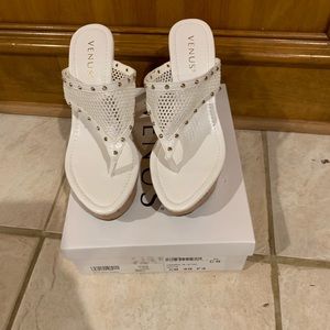 Venus White mesh Wedge